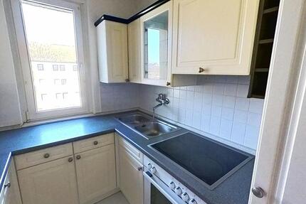 3‑Raum‑Wohnung mit Balkon in Roßleben‑Wiehe - Roßleben-Wiehe