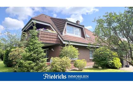 Renovierte 3-Zimmer-Dachgeschosswohnung mit Balkon in zentrumsnaher Lage in Bad Zwischenahn