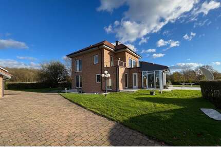 Haus zum Kaufen in Münster Gievenbeck 1.990.000,00 € 234 m² - Münster / Gievenbeck