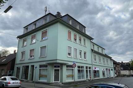 Lukratives Wohn-& Geschäftshaus mit 8 Whg, 3 Gewerben und 2 Keller Lagerflächen + Antenne in Bochum