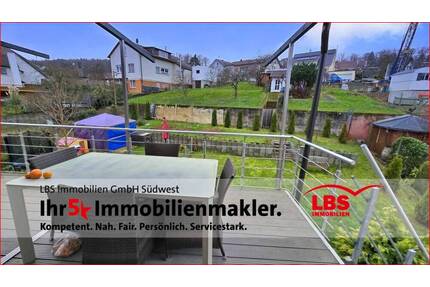 4 Zimmer DG-Wohnung in Neuenbürg Arnbach