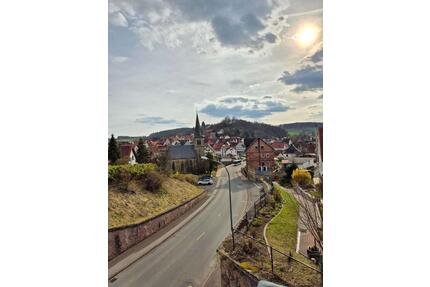 *reserviert* Große und helle Altbauwohnung im Herzen von Naumburg zu vermieten