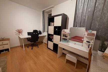 1-Zimmer-Wohnung - 750,00&nbsp;EUR Kaltmiete, ca.&nbsp; 25,00&nbsp;m&sup2; in Stuttgart (PLZ: 70197) Stuttgart-West
