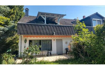Gepflegtes Reihenendhaus mit großem Wohn-Esszimmer & Südterrasse - Nieder-Olm