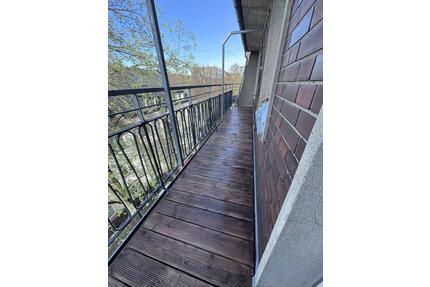 3 Zi mit Balkon in Oberhausen - 620,00&nbsp;EUR Kaltmiete, ca.&nbsp; 71,00&nbsp;m&sup2; in Oberhausen (PLZ: 46045)