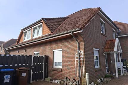 Oberwohnung in Sackgassenlage - 690,00&nbsp;EUR Kaltmiete, ca.&nbsp; 90,00&nbsp;m&sup2;&nbsp;Wohnfl&auml;che in Schortens (PLZ: 26419) Ostiem