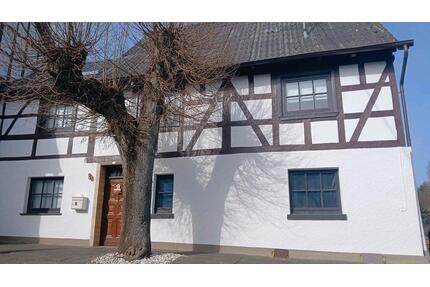 Haus zu vermieten auf einem Bauernhof - Neustadt (Wied) Hombach