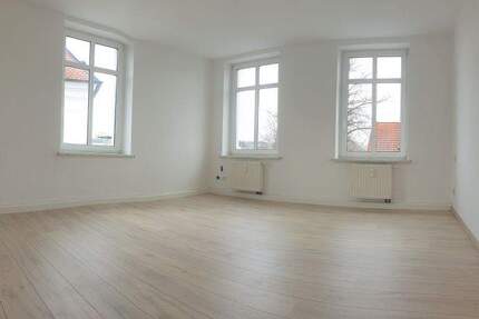Mit Garten, Wintergarten, Stellplatz, Bad mit Fenster und tolle Hausgemeinschaft - Wunschlos glücklich Wohnen! - Zwickau Pöhlau