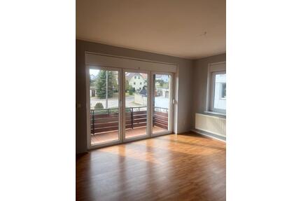 Helle Maisonette-Wohnung mit Balkon in ruhiger Lage in Querfurt