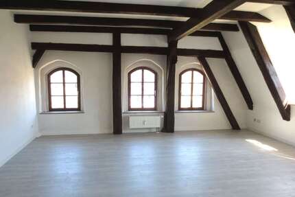 Wohnung zum Mieten in Zwickau 470,00 € 92 m²