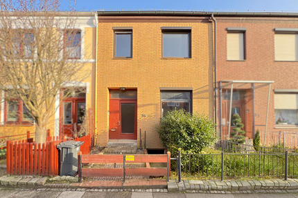 Findorff Sanierungsbedürftiges Reihenmittelhaus in gefragter Lage - Bremen Regensburger Straße