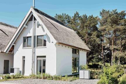 Provisionsfrei: Reetdach-Ferienhaus 