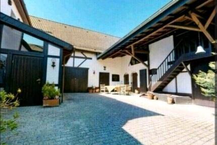 Mehrfamilien-Hof mit 4 Einheiten & Potenzial - Nettersheim