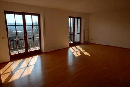 Stilvolle und helle Wohnung in ruhiger Siedlungslage - Bayerbach