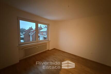 Helle 3-Zimmer-Wohnung im 2. OG mit eigener Garage - komfortables Wohnen garantiert - Bremen Häfen