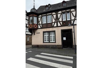 Helle 3-Zimmer-Küche-Bad Wohnung, 112 m², Vallendar