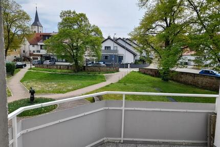 Modern eingerichtet & möbliert: 1-Zi.-Wohnung mit Balkon & EB - Wiernsheim