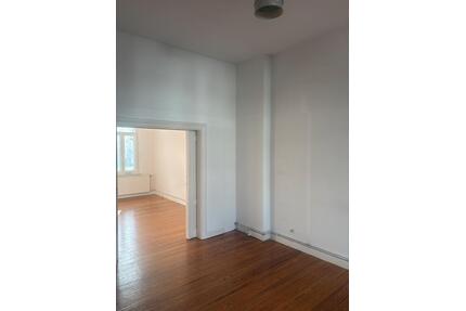 Charmante 2-Zimmer-Altbauwohnung mit Balkon & Wintergarten - Bremen Östliche Vorstadt