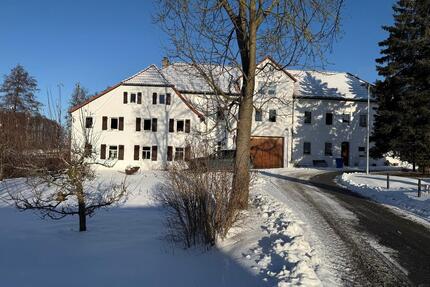 Charaktervoller Vierseithof mit Ausbaureserven, Kamine, FBH - Weida