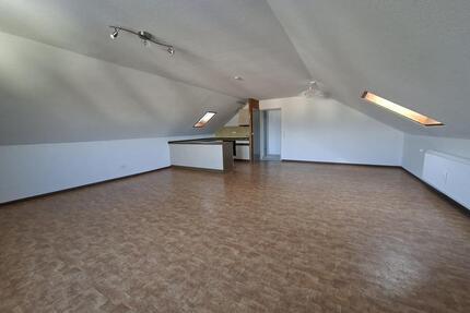 Modernes Studio mit offener Küche und Tageslichtbad - Bischofsheim
