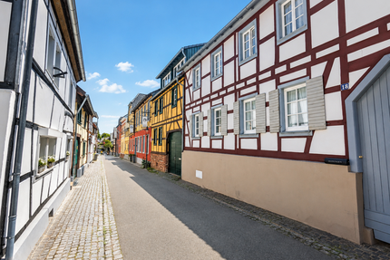 Haus zum Kaufen in Bonn 595.000,00 € 290 m²