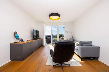 Blick auf die Frauenkirche inklusive! 4-Zimmer-Dachterrassenwohnung in Bogenhausen im 