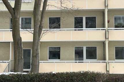 EG Wohnung zu vermieten! - 420,00&nbsp;EUR Kaltmiete, ca.&nbsp; 70,00&nbsp;m&sup2;&nbsp;Wohnfl&auml;che in Magdeburg (PLZ: 39130) Neu Olvenstedt