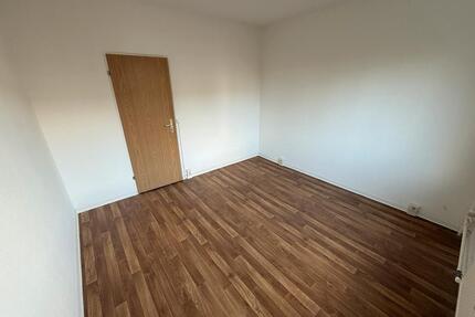 3 Raum Wohnung Rostock Schmarl mit Küche