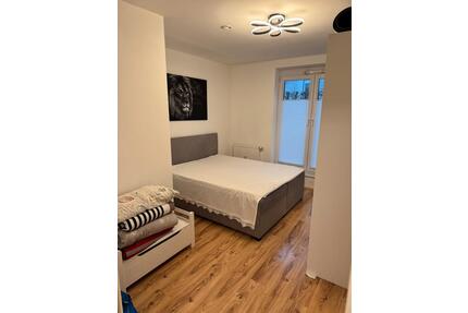 Zimmer in Nord Altona - 600,00&nbsp;EUR Kaltmiete, ca.&nbsp; 4,00&nbsp;m&sup2; in Hamburg (PLZ: 21033) Billwerder