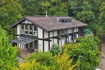 Haus zum Kaufen in Zwingenberg 920.000,00 € 210 m²