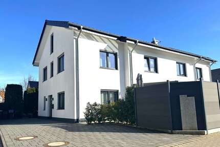 Haus zum Kaufen in Oerlinghausen 450.000,00 € 149.34 m²