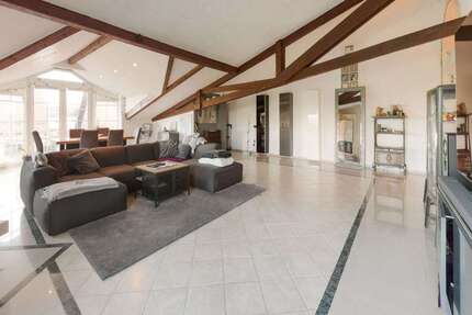 Wohnung zum Kaufen in Bedburg 349.000,00 € 204 m²