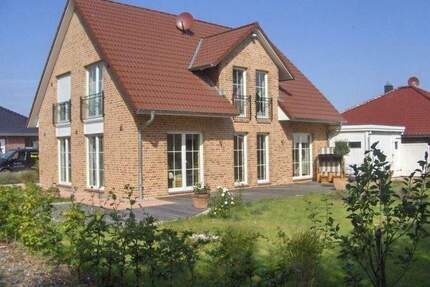 Traumhaft nordisch, 3 KiZi, Arbeitszi, auf Ihrem vorh. Grundstück in Schönberg - Baubeginn sofort möglich - Schönberg (Holstein)