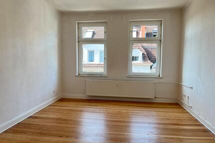 2-Zimmerwohnung mit Balkon - 600,00&nbsp;EUR Kaltmiete, ca.&nbsp; 64,09&nbsp;m&sup2; in Kiel (PLZ: 24149) Neumühlen-Dietrichsdorf