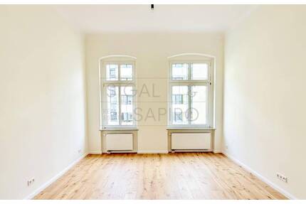 WOHNEN NUR WENIGE SCHRITTE ZUR SCHLOßSTRAßE - ERSTBEZUG NACH SANIERUNG - - Berlin Steglitz