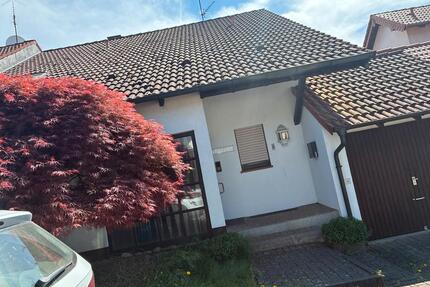 Schöne individuelle DHH in der Nähe von Heidelberg, Walldorf und