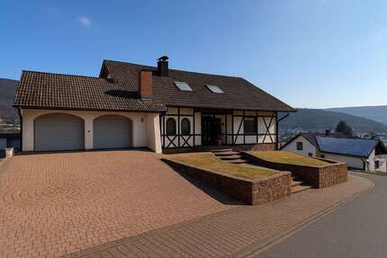 Haus zum Kaufen in Eschau 565.000,00 € 400 m²