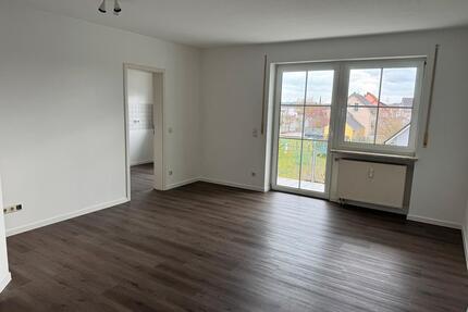 Neu renovierte 2 - Zimmer - Wohnung in Weiden-Rothenstadt - Weiden in der Oberpfalz