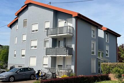 Eigentumswohnung 2ZKB Balkon 1.Stock mitten in Saarwellingen