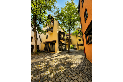 Wohnung zum Kaufen in Augsburg 210.000,00 € 47.91 m²