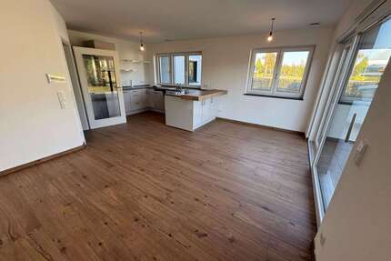 Haus zum Mieten in Gerolsbach 1.990,00 € 185 m²