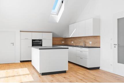 Feiner LUXUS in Bad Füssing - 1.819,00&nbsp;EUR Kaltmiete, ca.&nbsp; 107,00&nbsp;m&sup2; in Bad Füssing (PLZ: 94072)