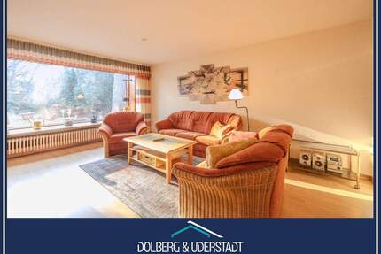 Ruhige Wohnlage in Alt-Rahlstedt: Einfamilienhaus auf großem Grundstück mit Garage - Hamburg / Rahlstedt