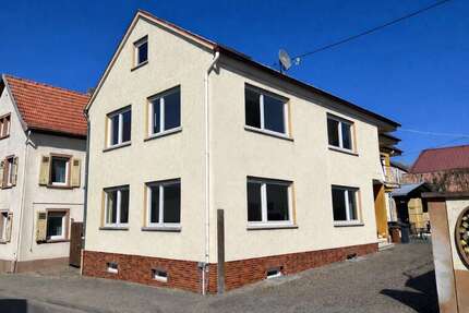 Haus zum Kaufen in Undenheim 699.000,00 € 182 m²