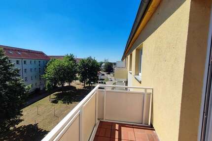 Wohnung zum Mieten in Merseburg 353,00 € 58.2 m²