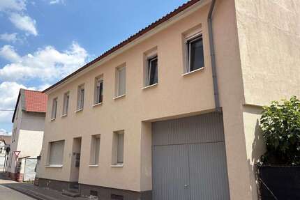 Haus zum Kaufen in Bad Kreuznach-Winzenheim 480.000,00 € 282 m²