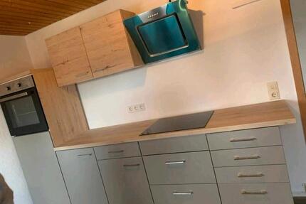 DG-Wohnung in Jägersburg 2 ZEinbauküche, XXL-Bad mit Sauna - Homburg