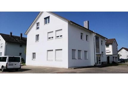 Freistehendes Mehrfamilienhaus mit 4 Whg.in 77866 Rheinau privat