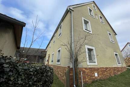 Haus zum Kaufen in Kirchendemenreuth Püllersreuth 159.000,00 € 199 m² - Kirchendemenreuth / Püllersreuth