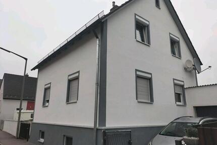 Großzügiges, modernisiertes Haus mit Garten, in guter Lage - Schwandorf